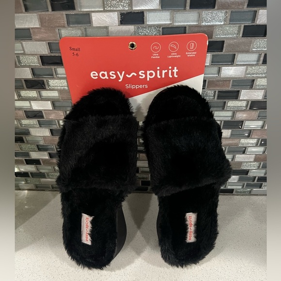 EASY SPIRIT women’s black slippers /size 5-6 - Picture 1 of 11